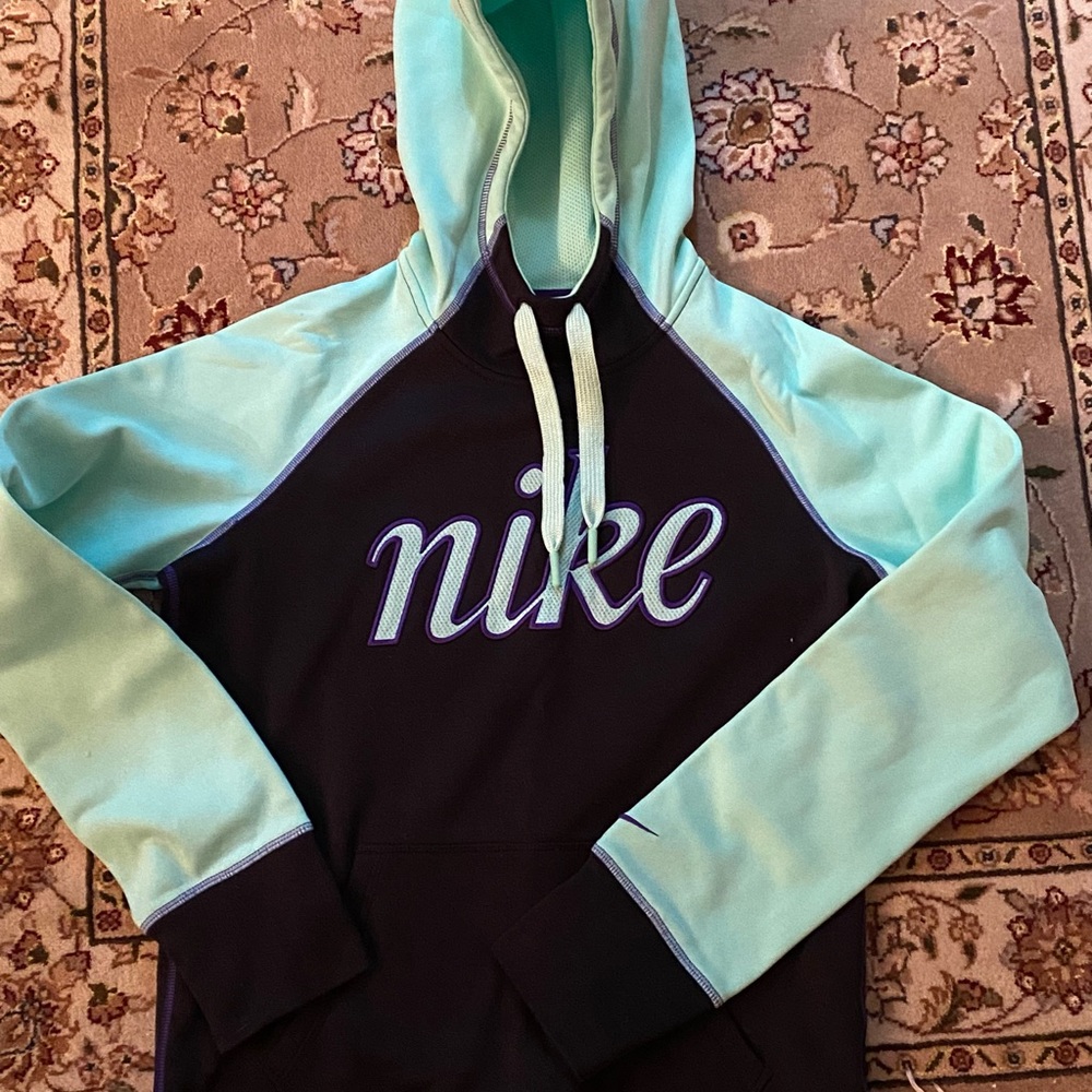 Women’s Nike hoodie